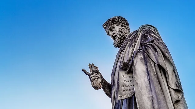 Τi protimotero ygeia meta penias h ploutos meta nosou